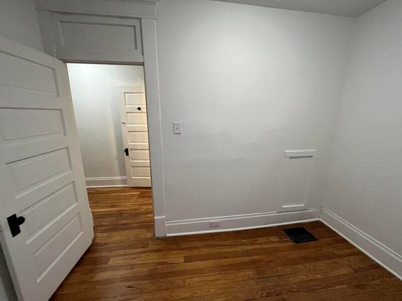 Columbus Townhome: 88 Hawkes Avenue