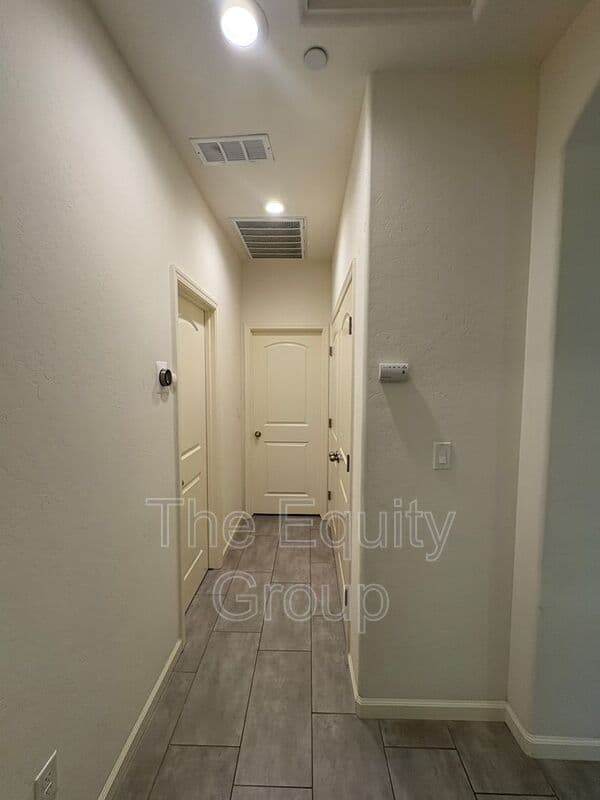 Tulare House: 3272 Manchester St