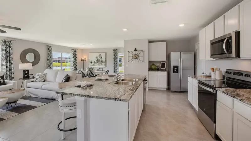 Parrish House: 10215 Charlotte Drive