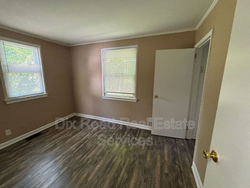 Dayton House: 4505 Genesee Avenue