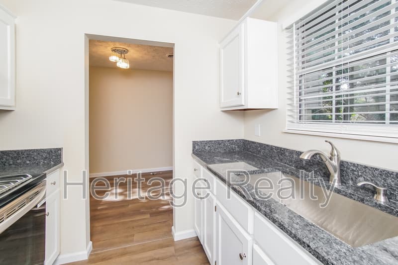 Knoxville House: 4207 Iona Way - 1