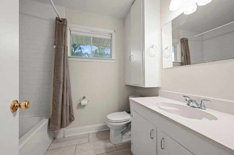 Baton Rouge House: 8709 Forest Hill Drive