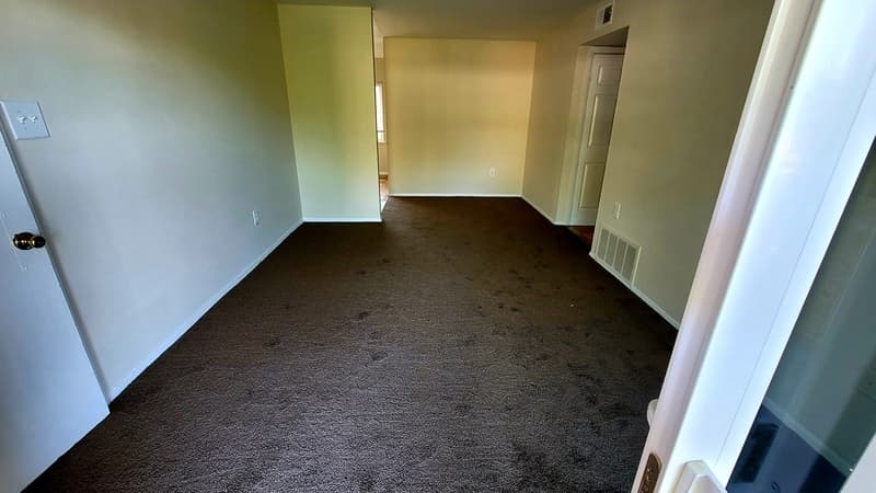 Richmond Condo: 1700 Carlisle Ave