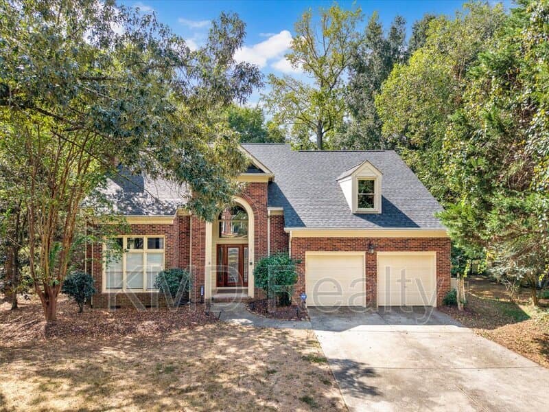 Charlotte House: 3112 English Sparrow Lane