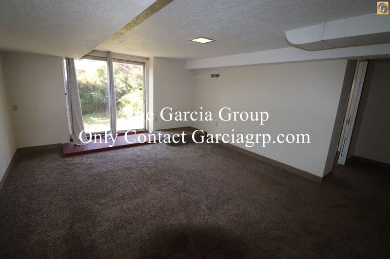 Portland House: 3515 NE 90th Ave
