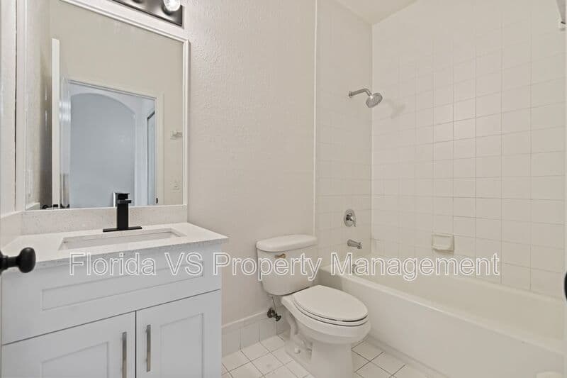 Homestead Condo: 1663 SE 29 st.