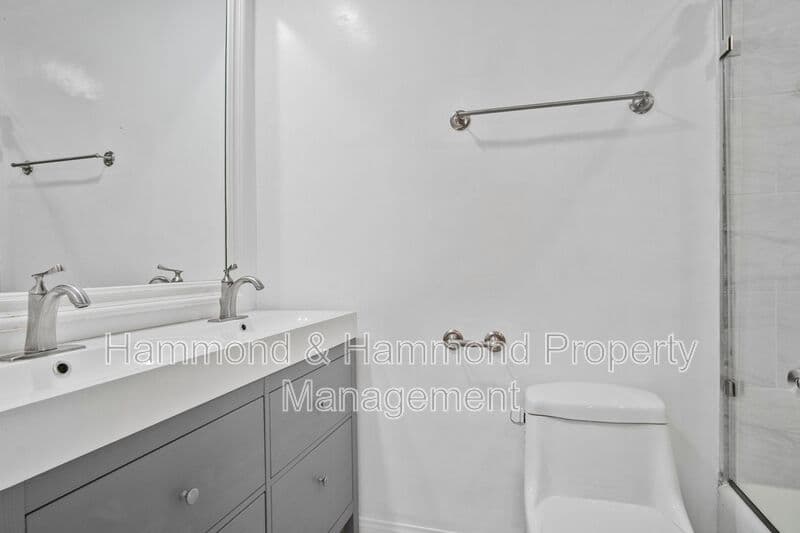Sherman Oaks Condo: 12955 Riverside Dr.