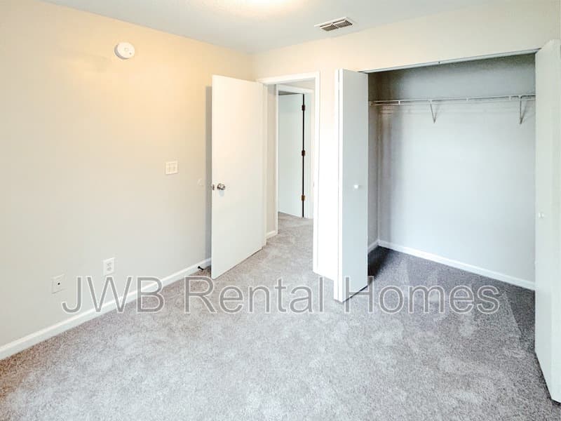 Atlantic Beach Townhome: 65 W 5th St