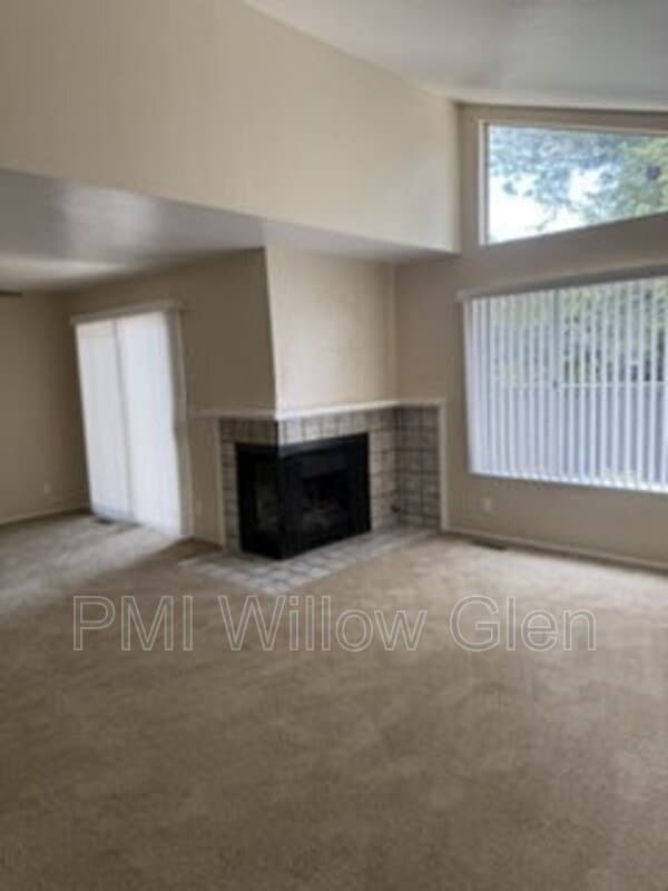 San Jose Townhome: 7379 Tulare Hill Drive