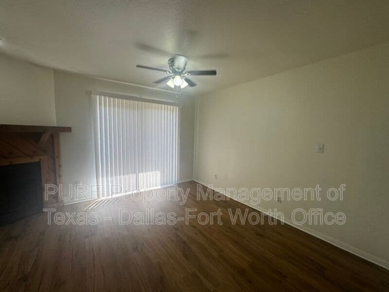 Granbury Condo: 6321 Kelly Drive
