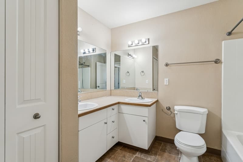 Boise Townhome: 7906 West Colehaven Court