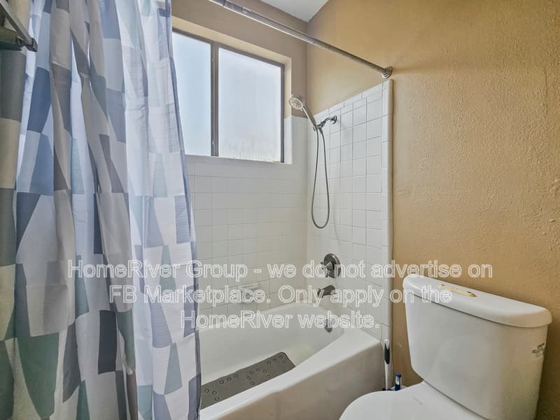 San Antonio House: 8823 Wellesley Manor Dr