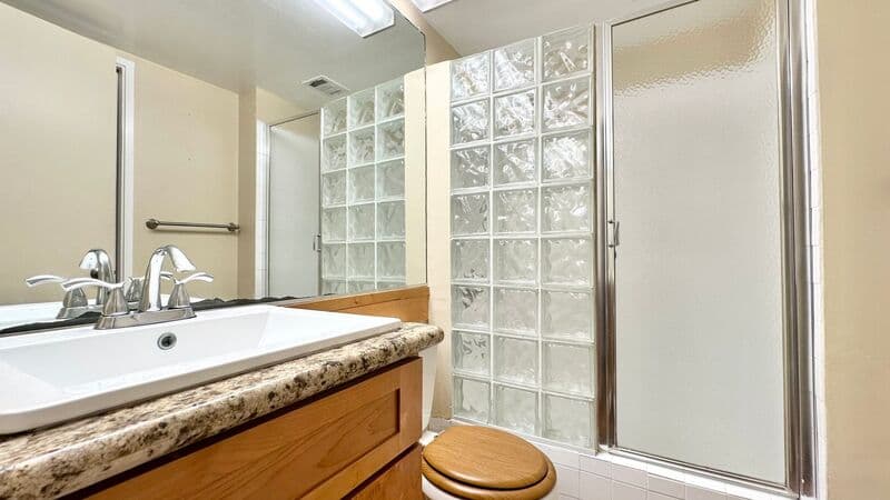Honolulu Condo: 6710 Hawaii Kai Drive
