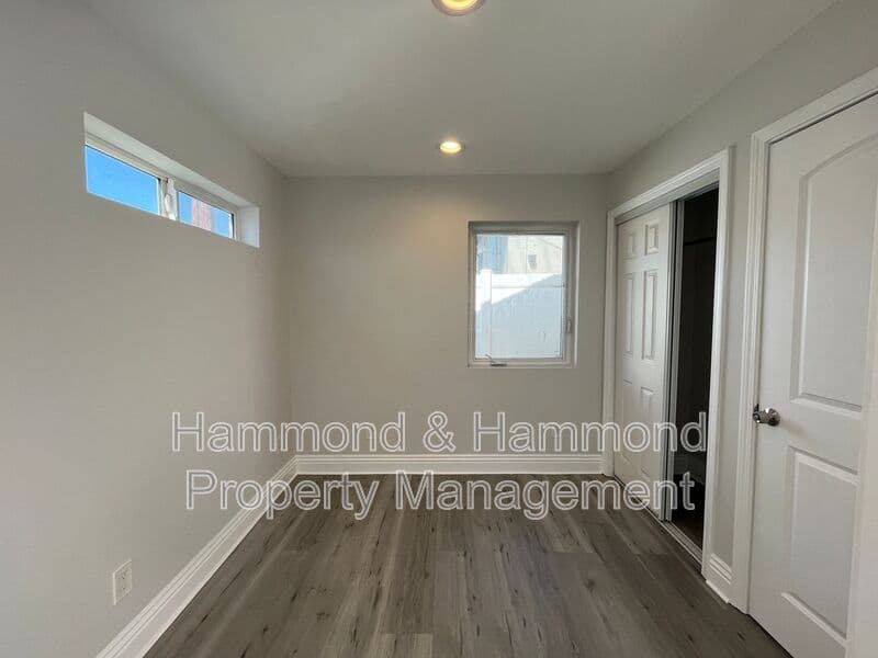 Van Nuys House: 6931 Jellico Ave.
