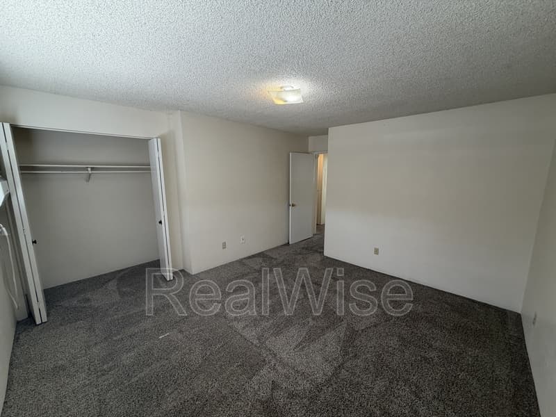 Grants Pass House: 1120 SW 5th St
