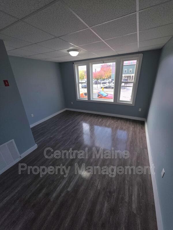 Lewiston Condo: 176 Blake Street