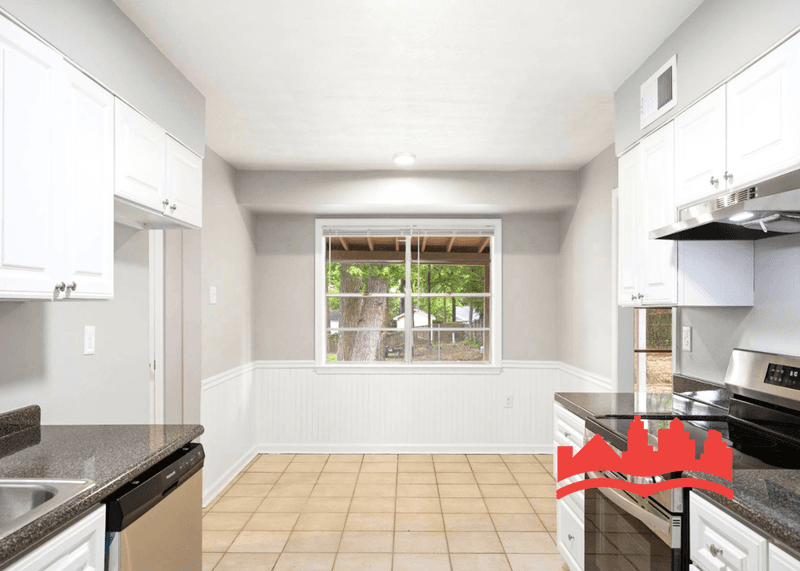 Memphis House: 5217 Bruton Ave