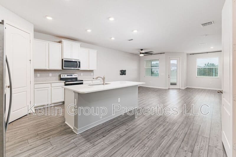 San Antonio House: 11340 Cay Spruce Way