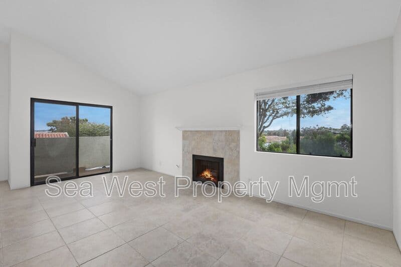 Carlsbad Condo: 6907 Quail Pl.