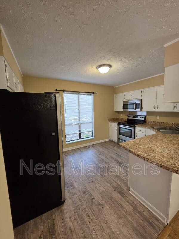 Fayetteville House: 7172 Evanston Street