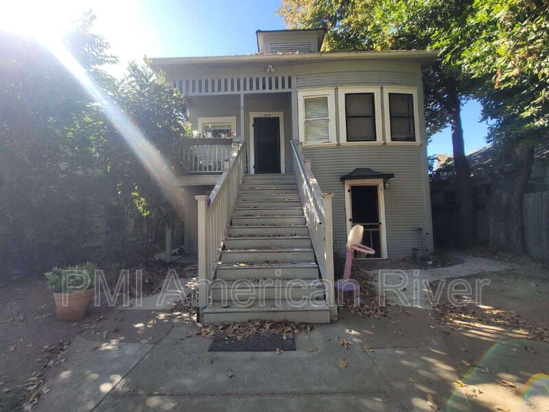 Sacramento Condo: 1224 V Street