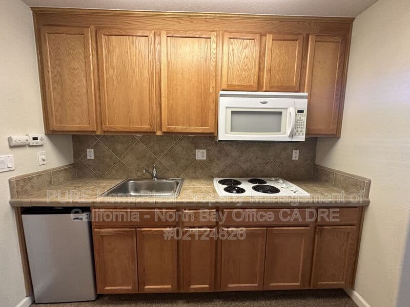 Santa Rosa Condo: 2218 Versailles Street