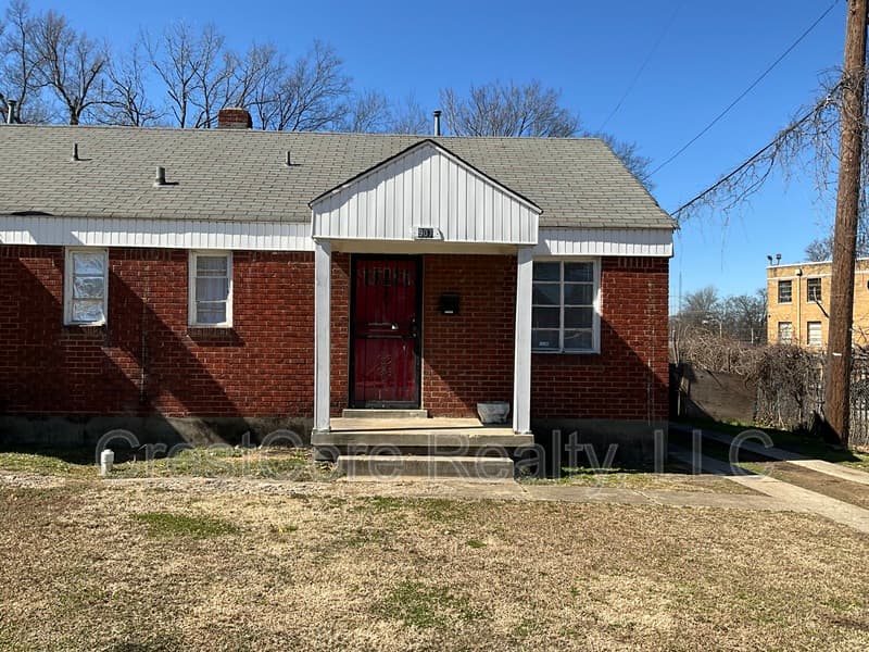 Memphis Condo: 907 Pearce St