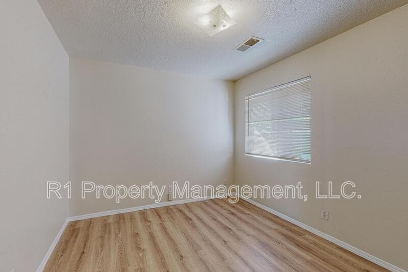 Rio Rancho House: 3473 Martin Meadows Drive Northeast