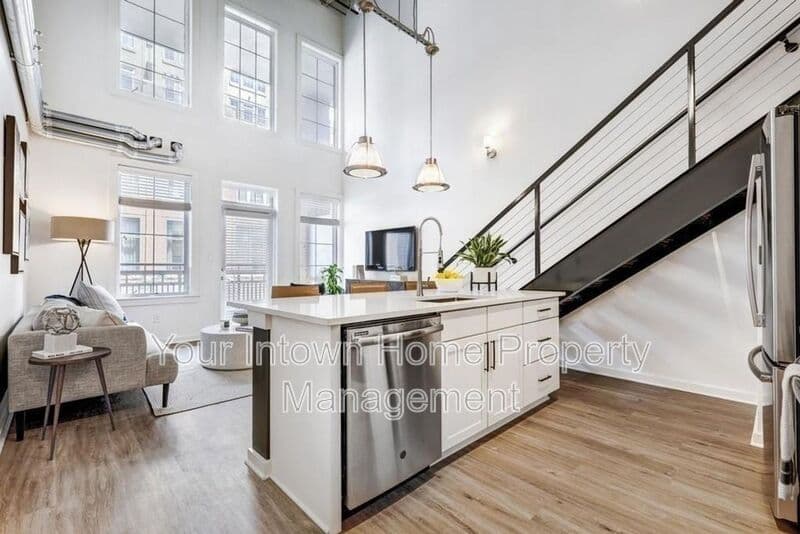 Atlanta Condo: 260 18th St NW