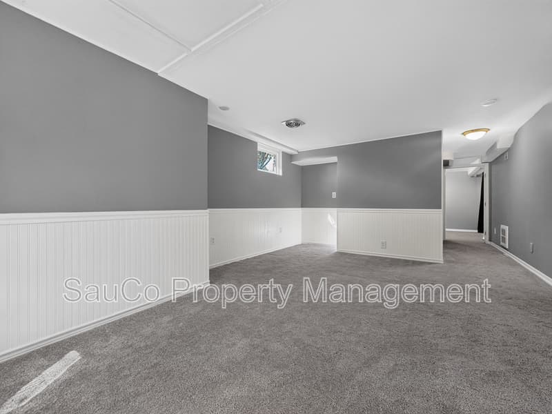 West Linn House: 2312 5th Avenue