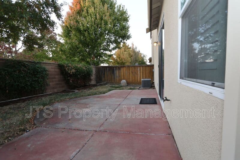 West Sacramento House: 4046 Martis Street