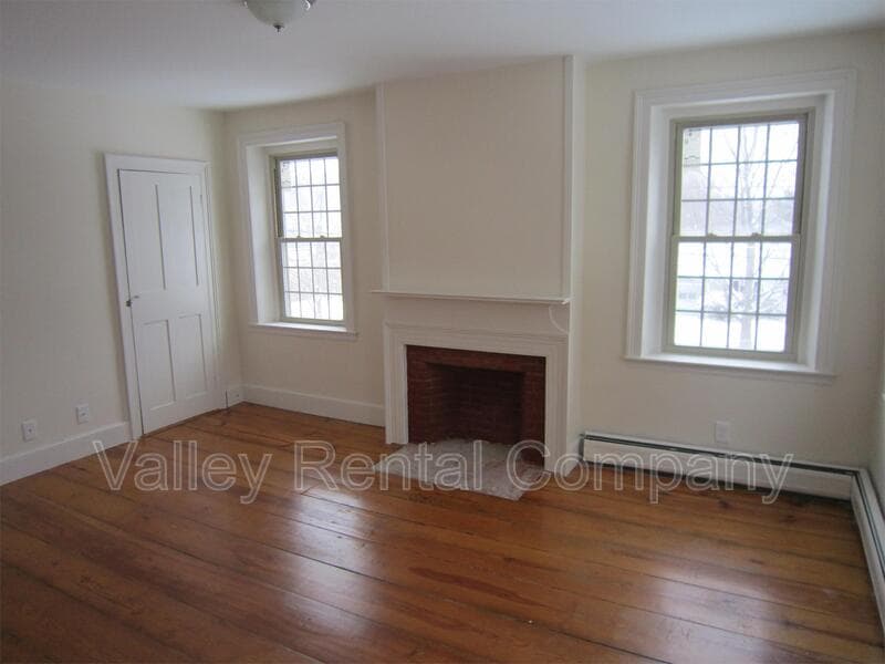 Hadley Condo: 117 Mt. Warner Road - 1