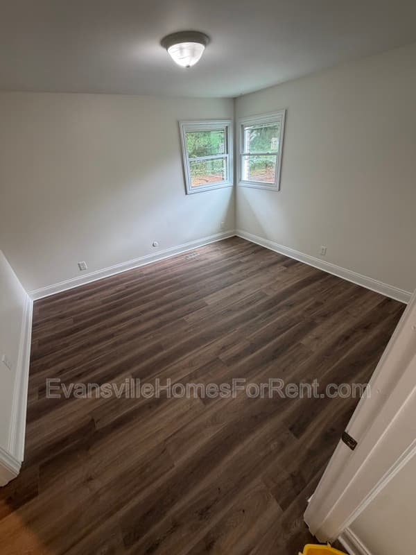 Evansville House: 9501 Darmstadt Road