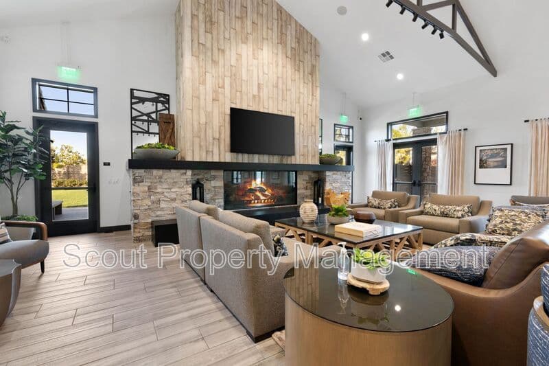 Temecula House: 32519 Brunello Way