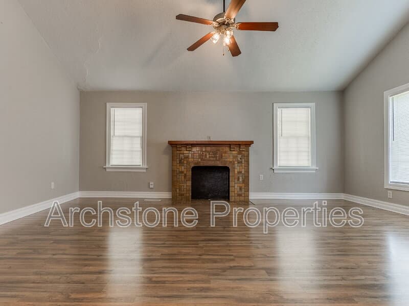 Oklahoma City House: 2006 Northwest 26th Street