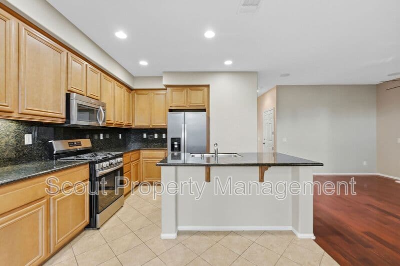 Temecula House: 40099 Annapolis Drive