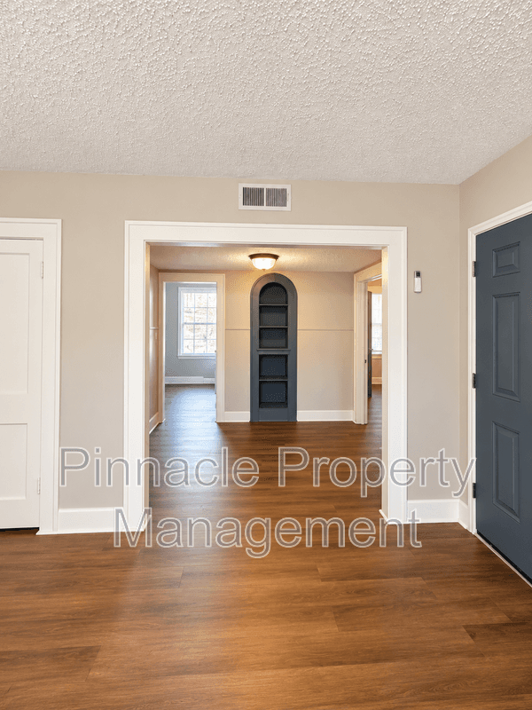 San Angelo House: 1315 Guadalupe St