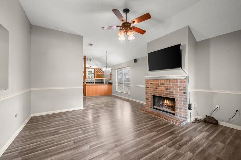 Baton Rouge House: 692 John Henry Drive