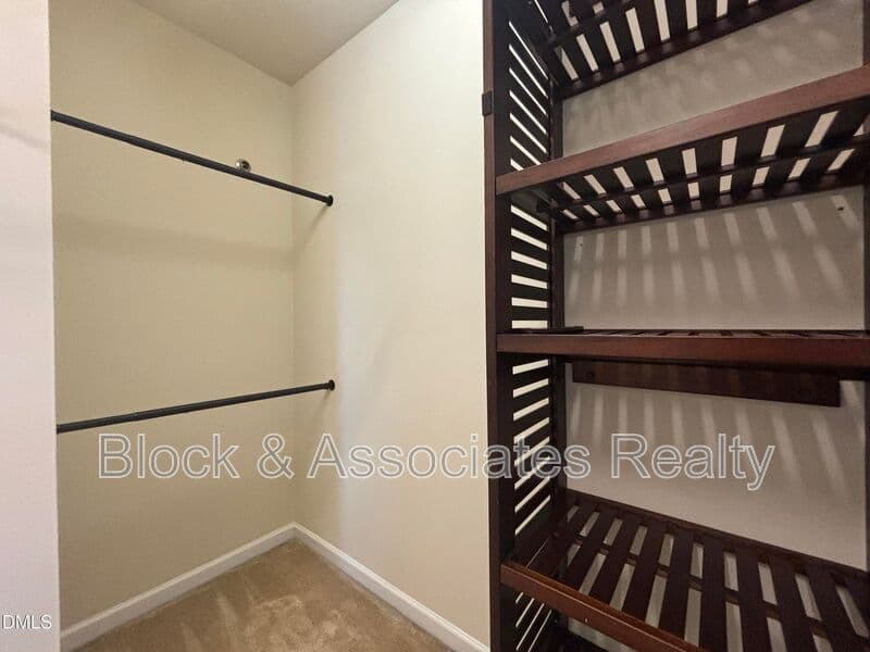 Wake Forest House: 1429 Kirkwood Hill Way