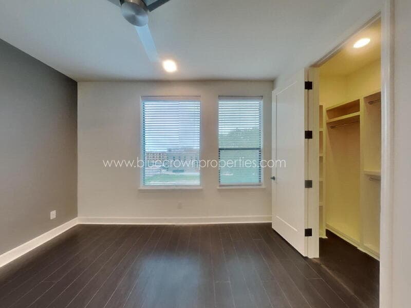 Dallas Townhome: 1625 Hickory Street