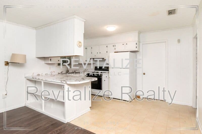 Mobile House: 786 Kasserine Pass