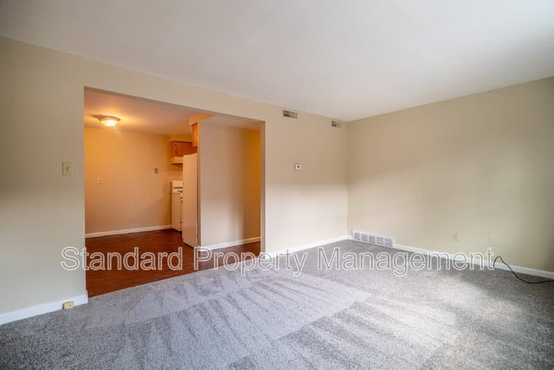 Buffalo Condo: 576 Taunton Place