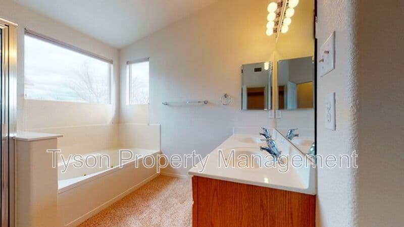 Rio Rancho House: 3422 Stony Meadows Cir NE