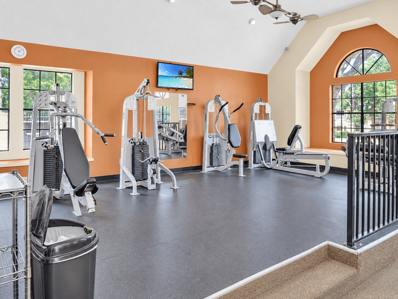 Altamonte Springs Condo: 305 Lakepointe Drive
