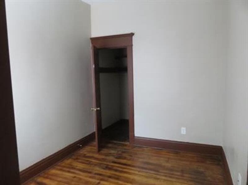 Davenport Condo: 608 W. 3rd St. #3D