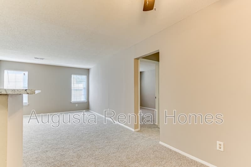 Augusta Condo: 2515 Center West Parkway - 3N