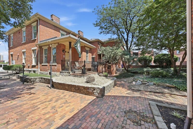 Columbus Condo: 175 E. Livingston Ave