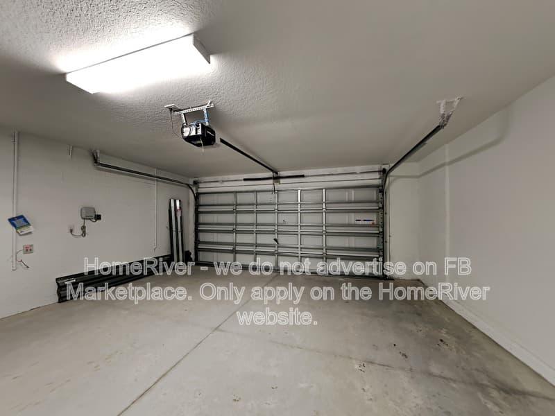 Riverview House: 10318 Scarlett Skimmer Dr
