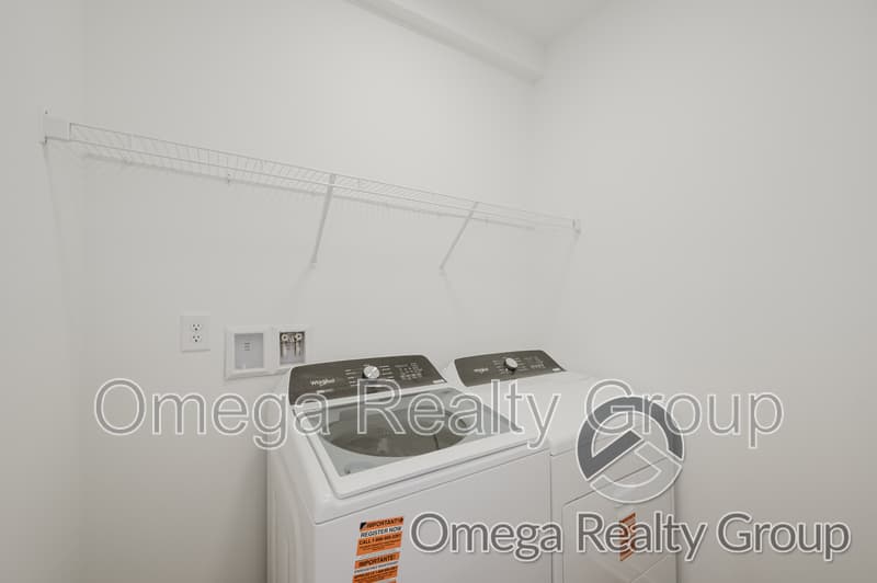 Calera Townhome: 177 Winners Cir