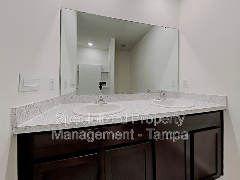 Wesley Chapel House: 31260 Penny Surf Loop